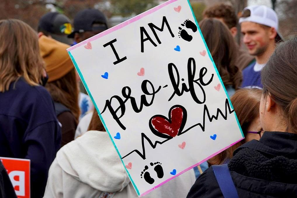 Illinois city admits First Amendment violations after legal misstep in pro-life dispute