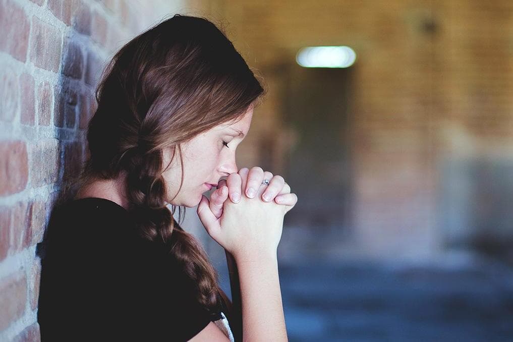 Silent prayer will fall under scope of UK abortion ‘buffer zone’ law, BBC claims