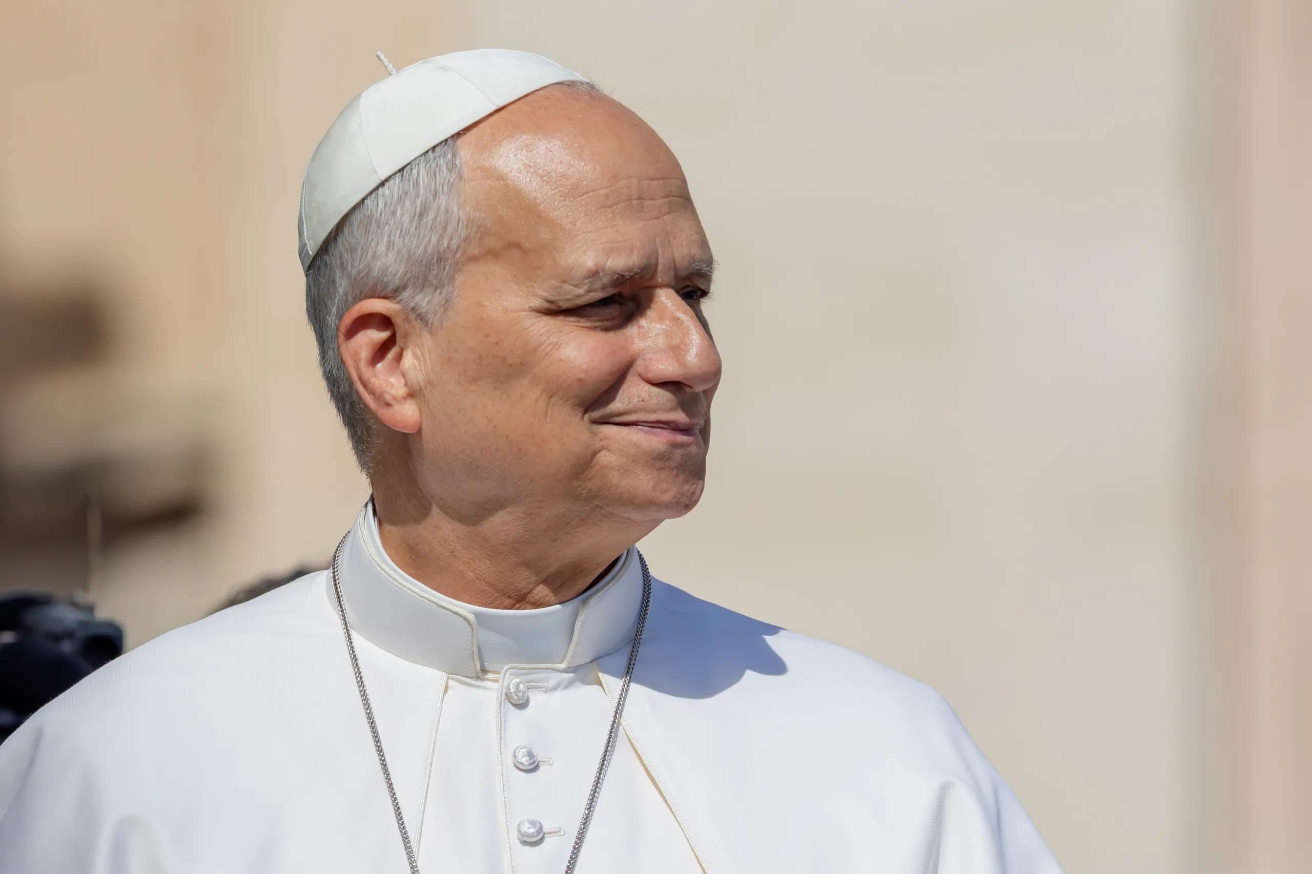 Pope Leo urges Jesuit universities to form students in faith, service, hope