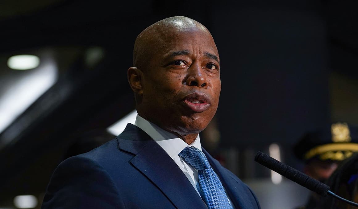 Eric Adams abandons Democratic primary, launches independent bid for NYC mayor