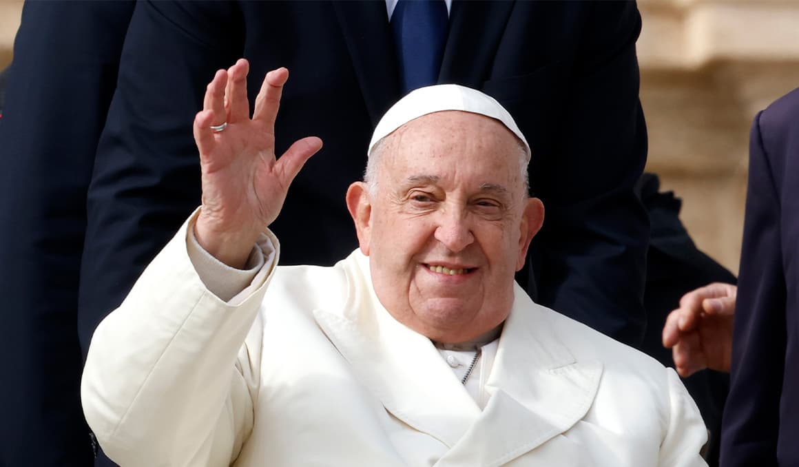 Prayers, peaceful nights continue for Pope Francis