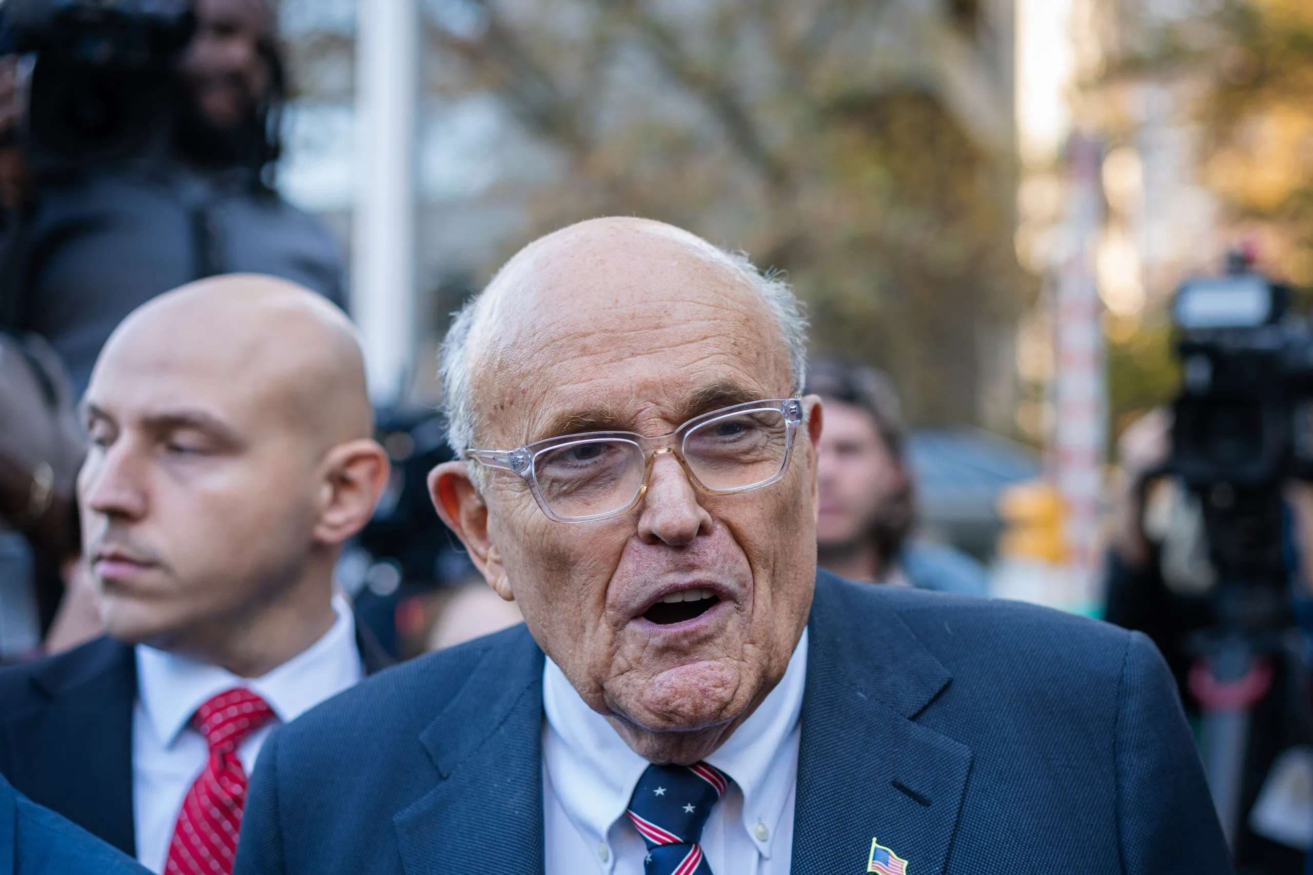 Giuliani returns to radio show after hospitalization for pneumonia