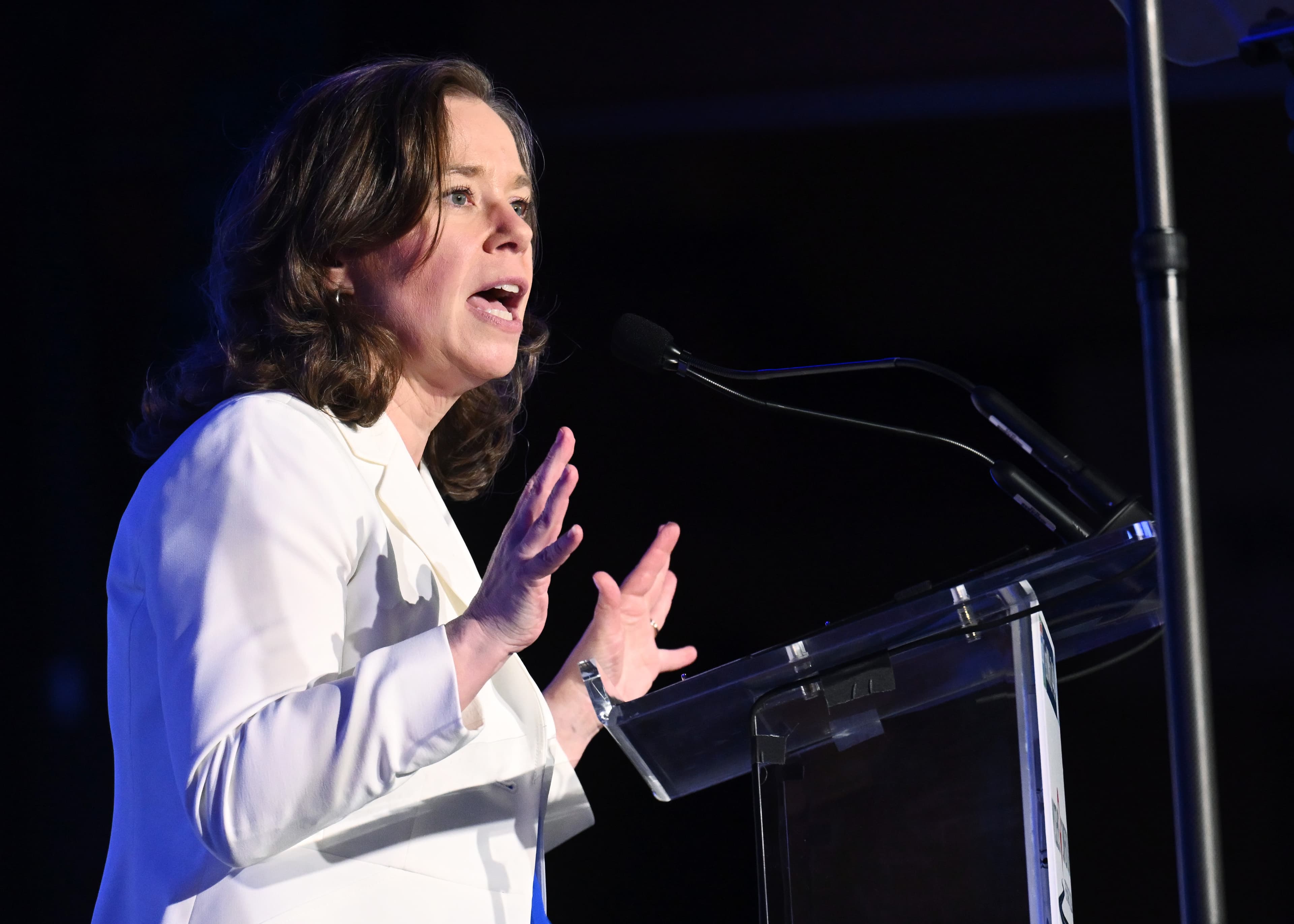 Rodriguez exits Wisconsin governor race as Democrats urge Crowley comeback