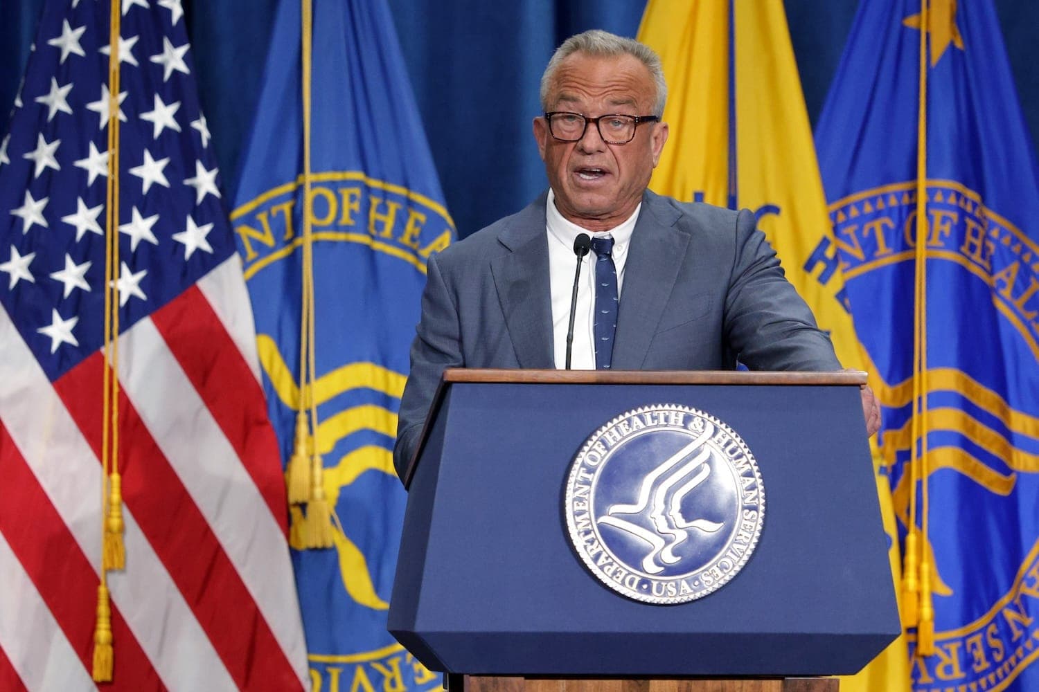 HHS proposes food policy reforms to expand ingredient oversight, strengthen nutrition research