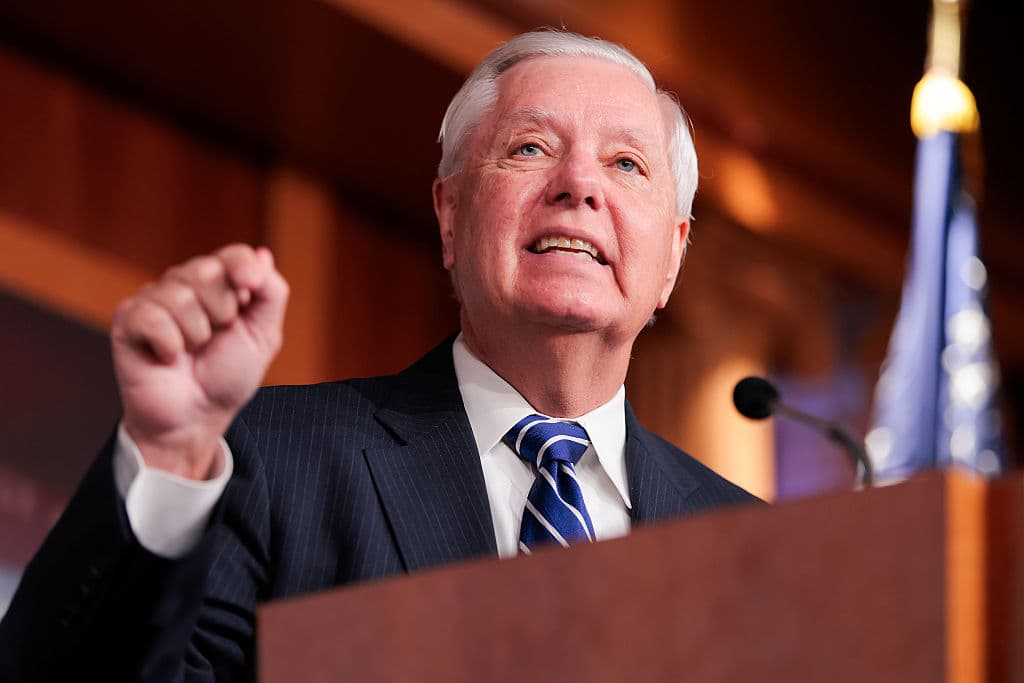 Sen. Lindsey Graham dies at 71