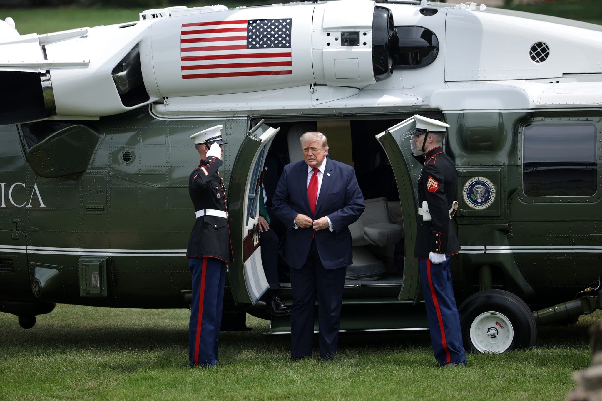 Trump makes profane threats as Iran war escalates