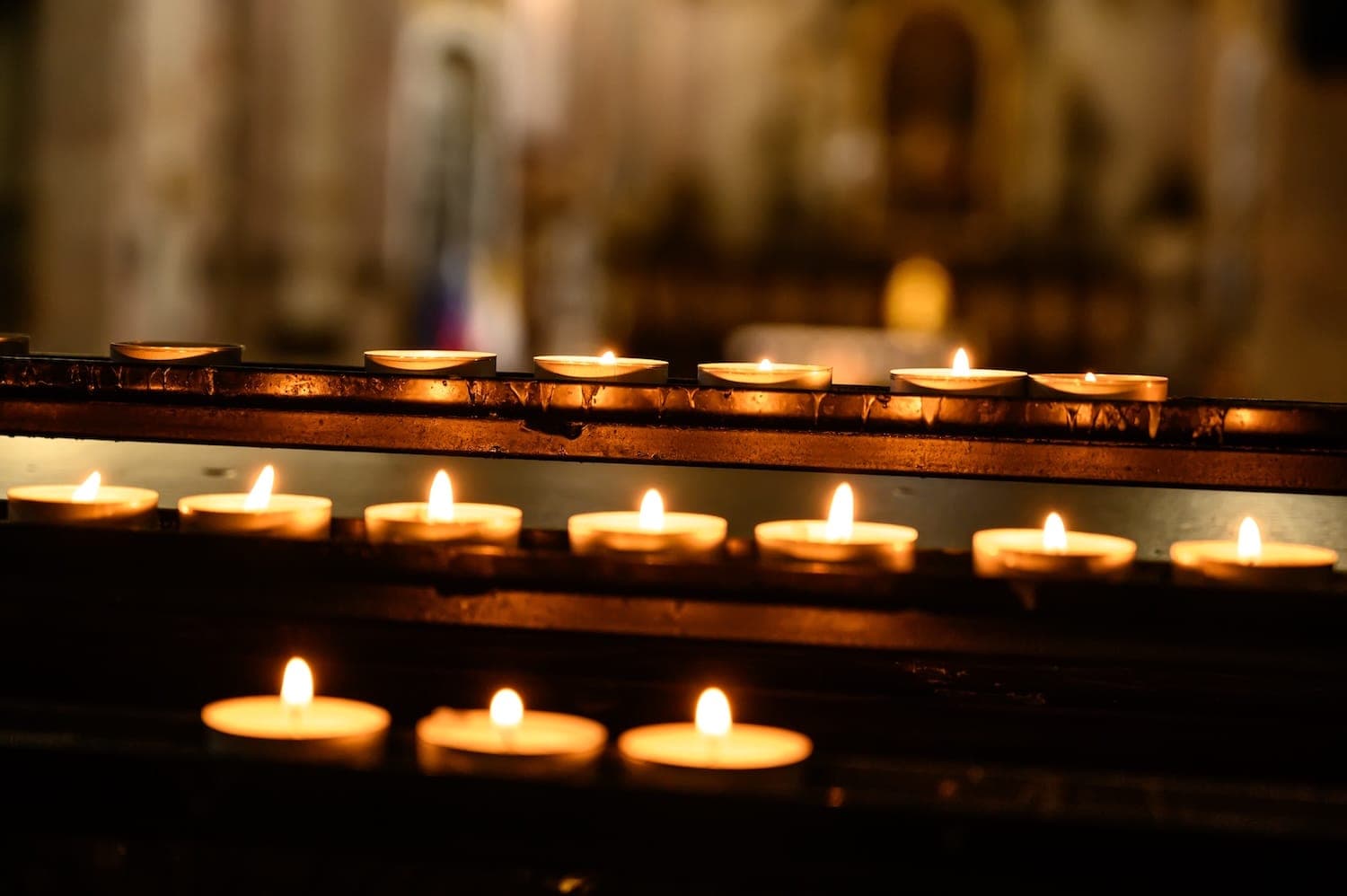 Nigerian Catholics grieve priest killed in roadside ambush