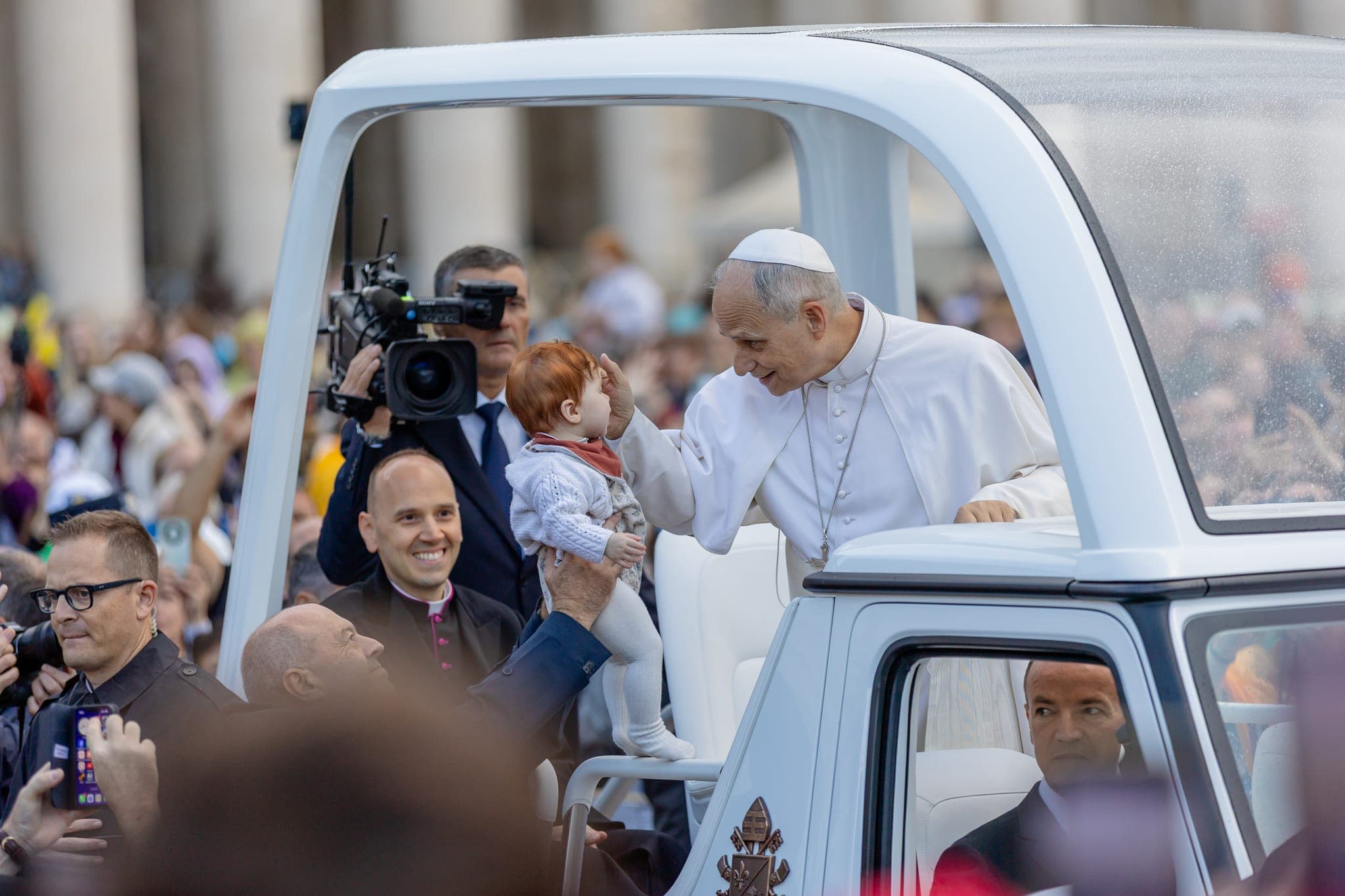 Vatican warns of crisis in passing on Catholic faith, calls for renewed focus on Christ, family, and evangelization