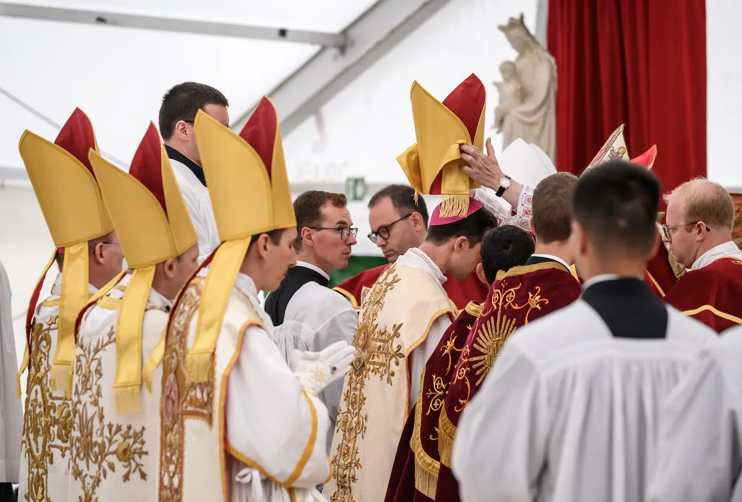 Atlanta archbishop: Avoid spiritual danger of attending SSPX liturgy