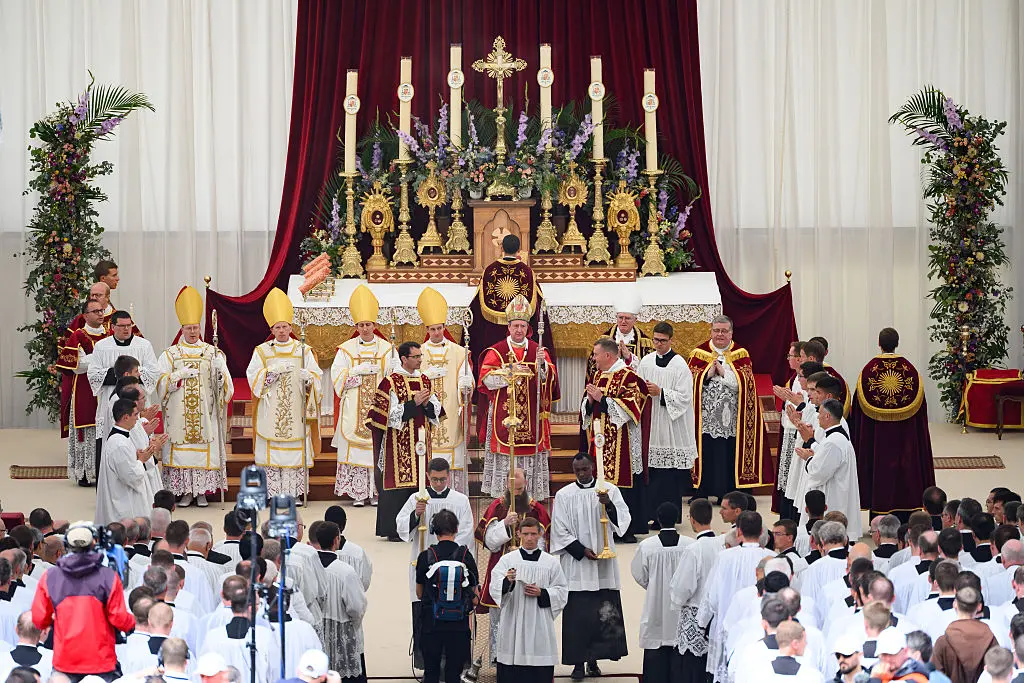 SSPX proceeds with episcopal ordinations without Pope’s permission