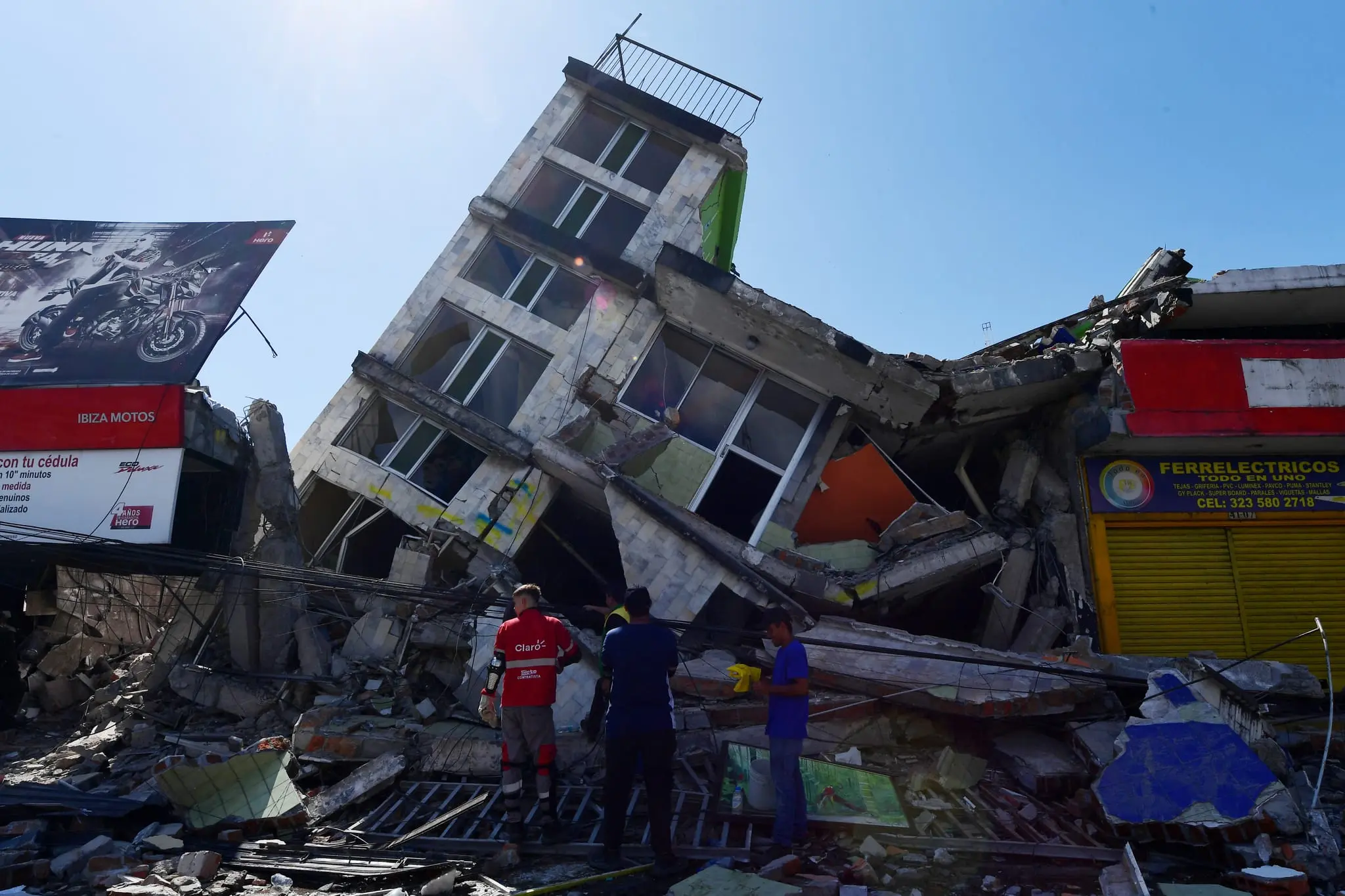 Earthquake in Colombia kills at least 100 people, collapses dozens of buildings