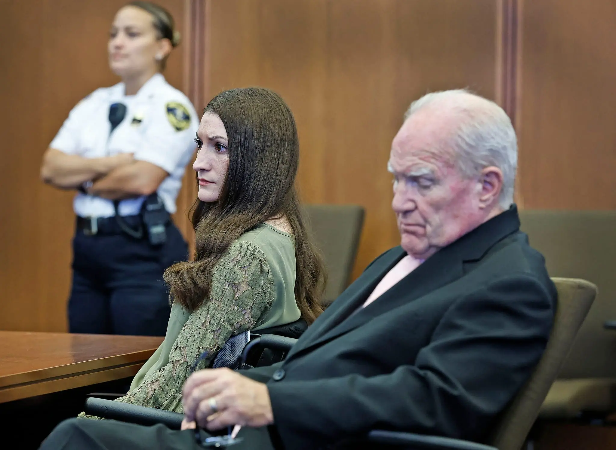 Judge declares mistrial in Lindsay Clancy case after jury deadlocks