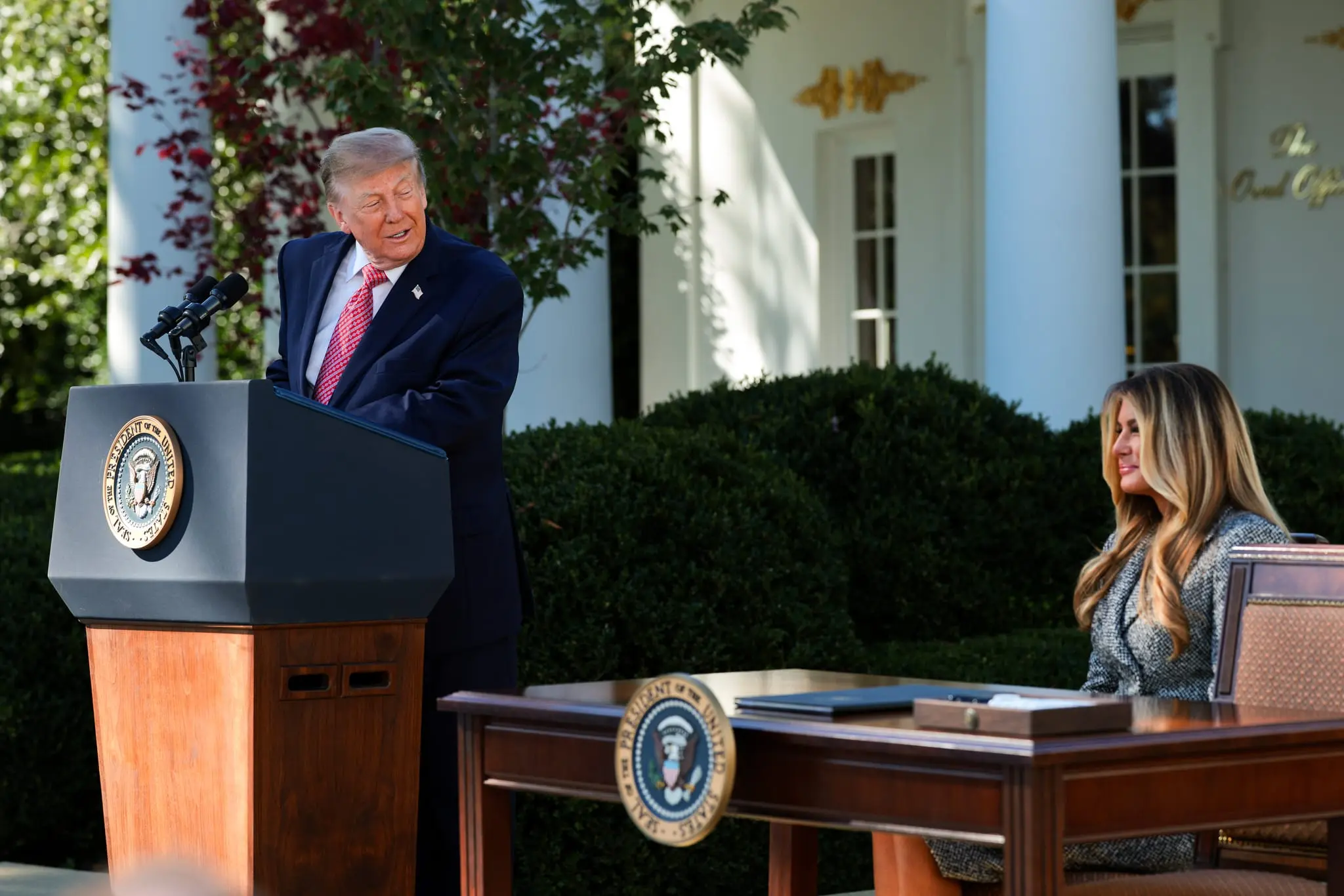 Trump signs executive order to strengthen women’s health research and care
