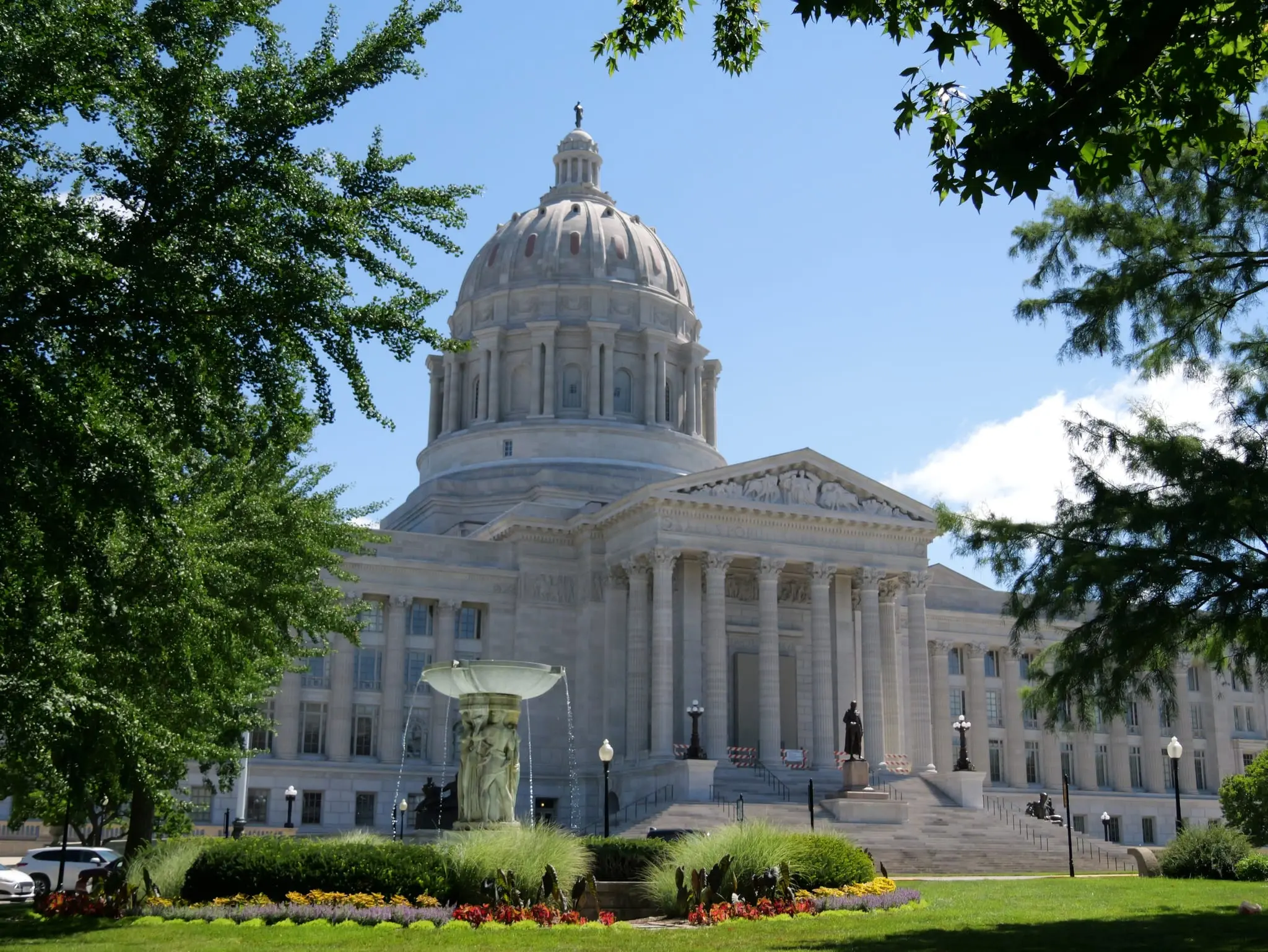 Missouri bishops raise concerns over amendment to eliminate state income tax