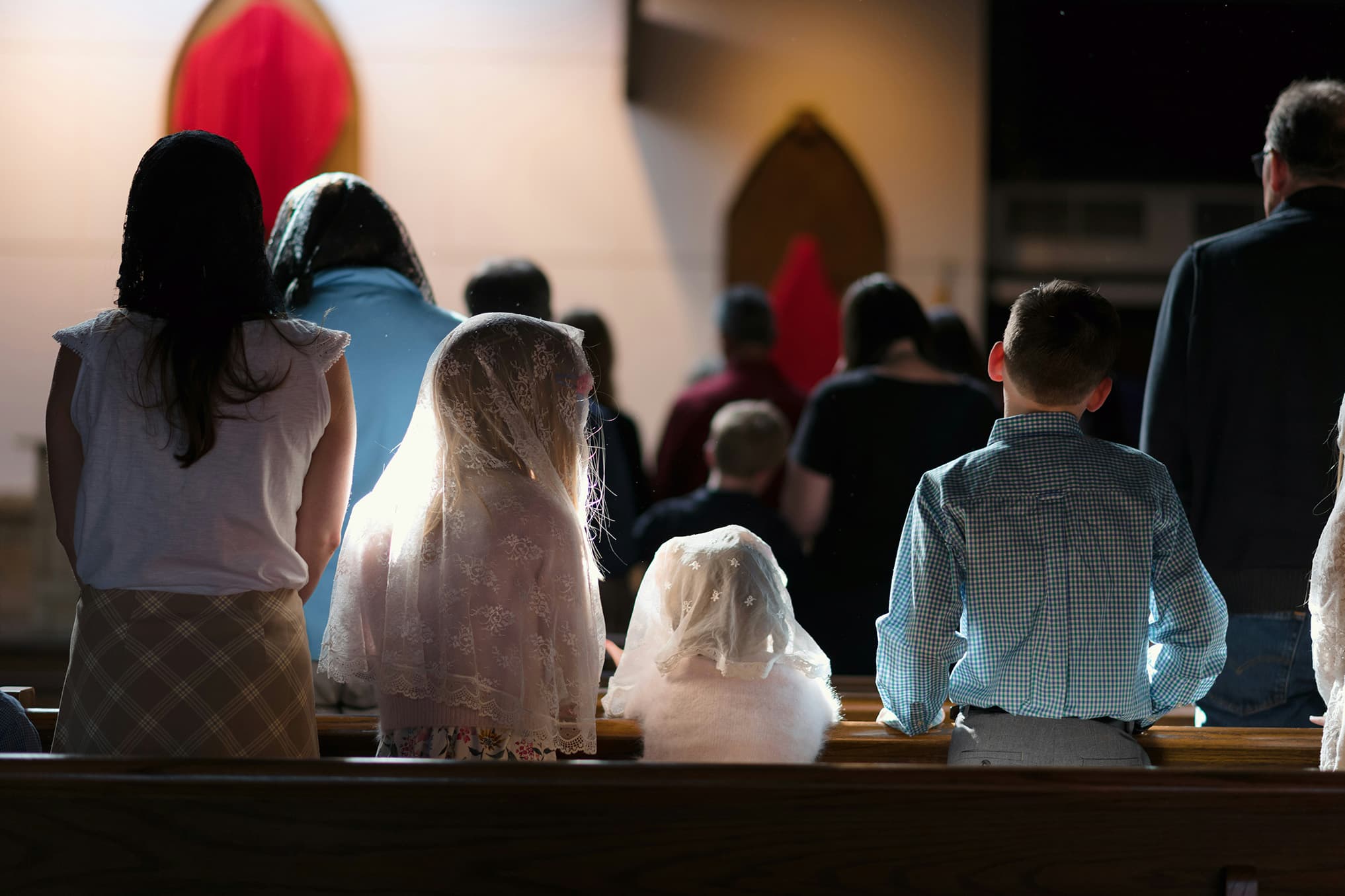 Realistic family prayer routines to do between diapers, carpool, and sports