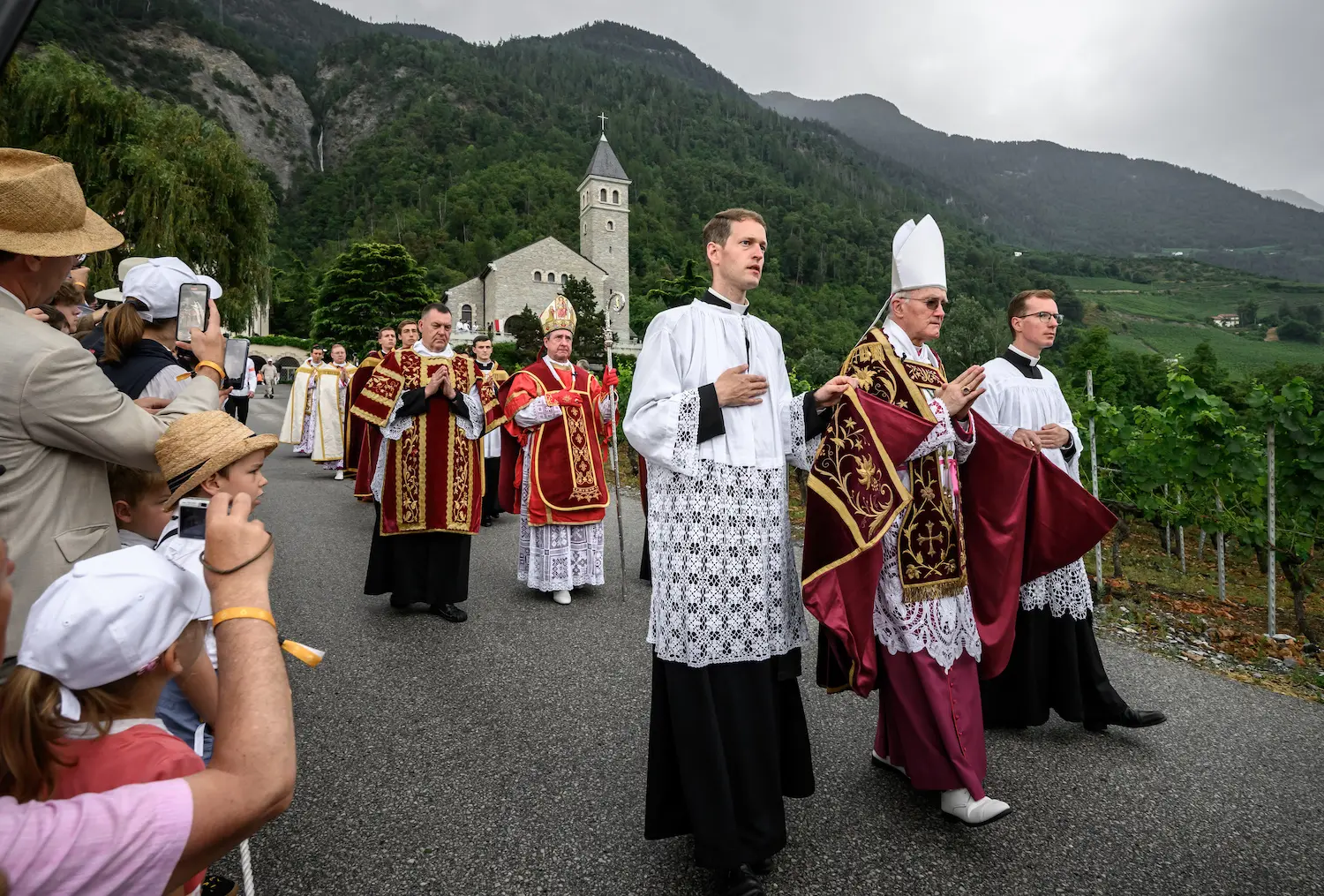 Filipino bishop announces potential expansion of Traditional Latin Mass availability in diocese