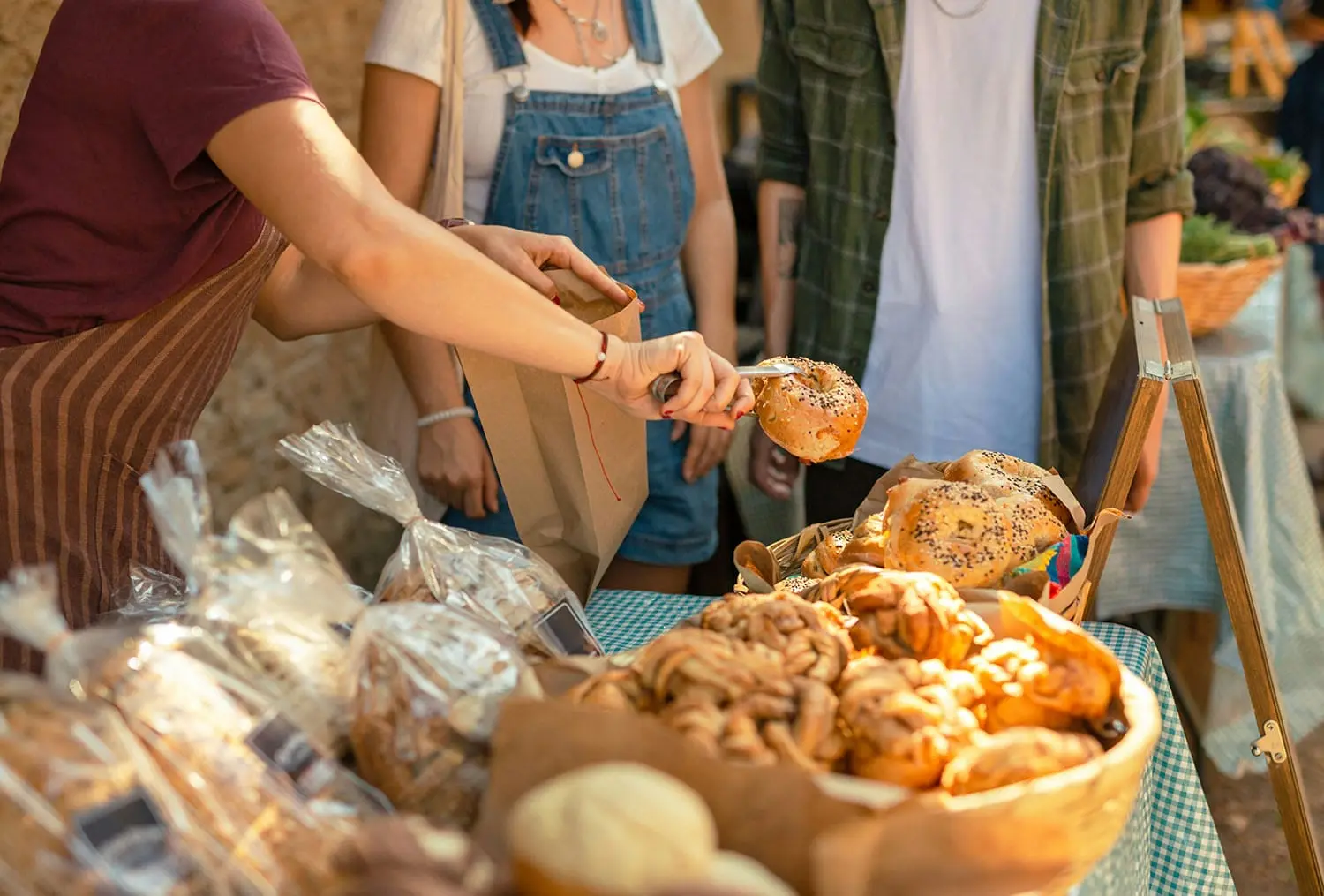 What you should be buying at your local farmers market