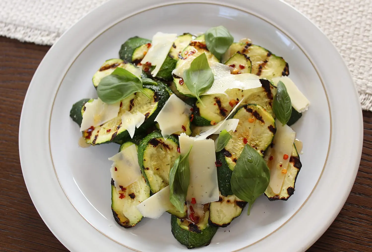 Late summer side dish: Zucchini with Pecorino and hot honey