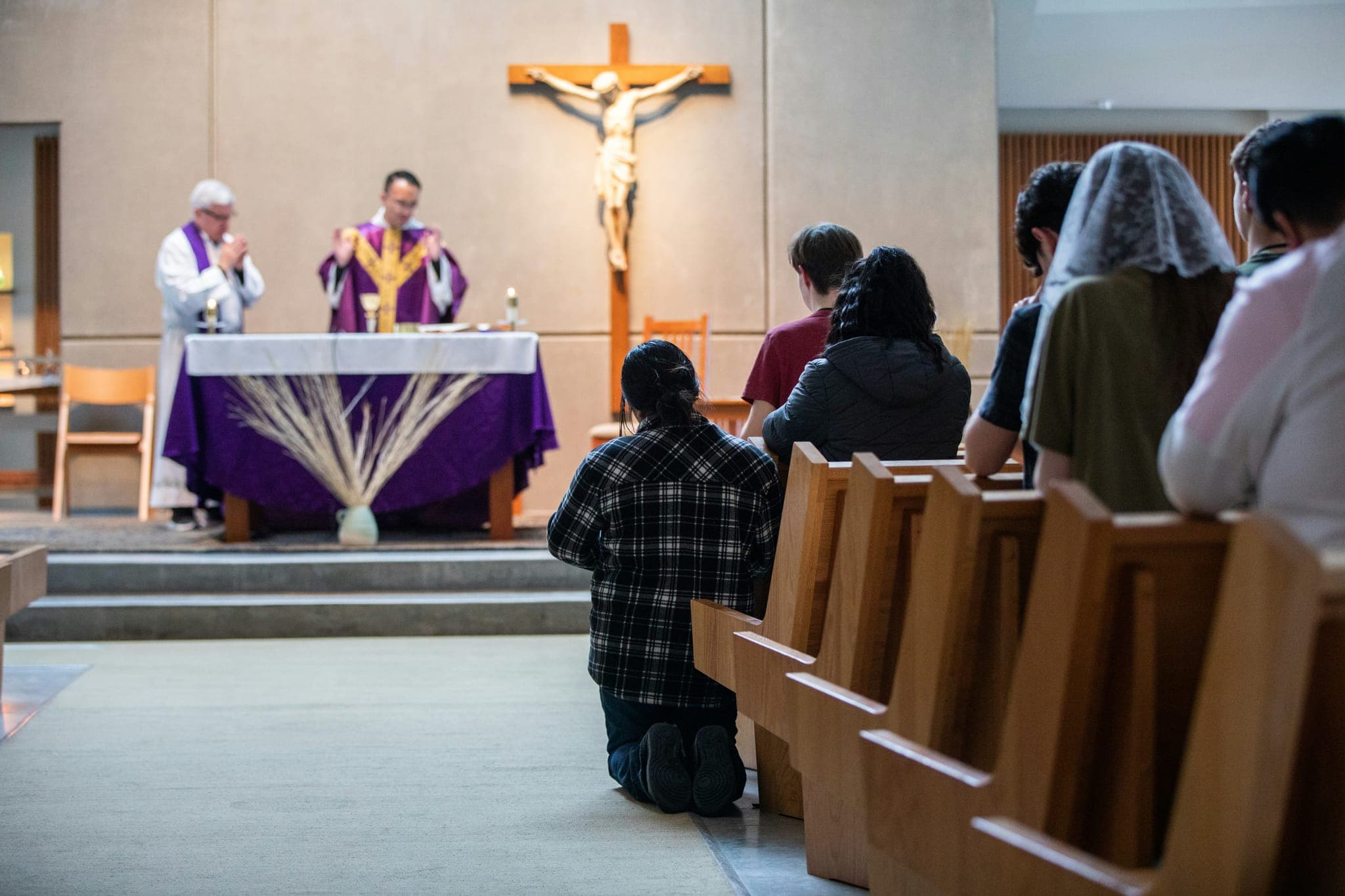 Pope Leo encourages promotion of ‘dignified celebration’ of Mass, following liturgical texts faithfully