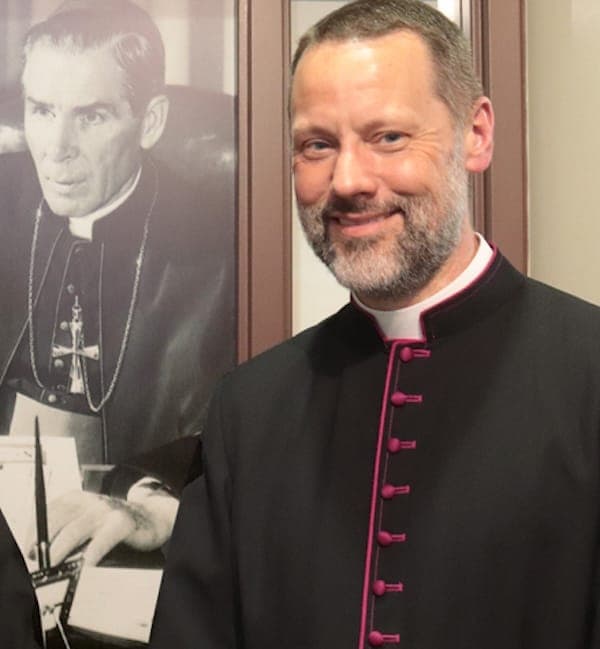 Fulton Sheen webcast to prepare Catholics for September beatification