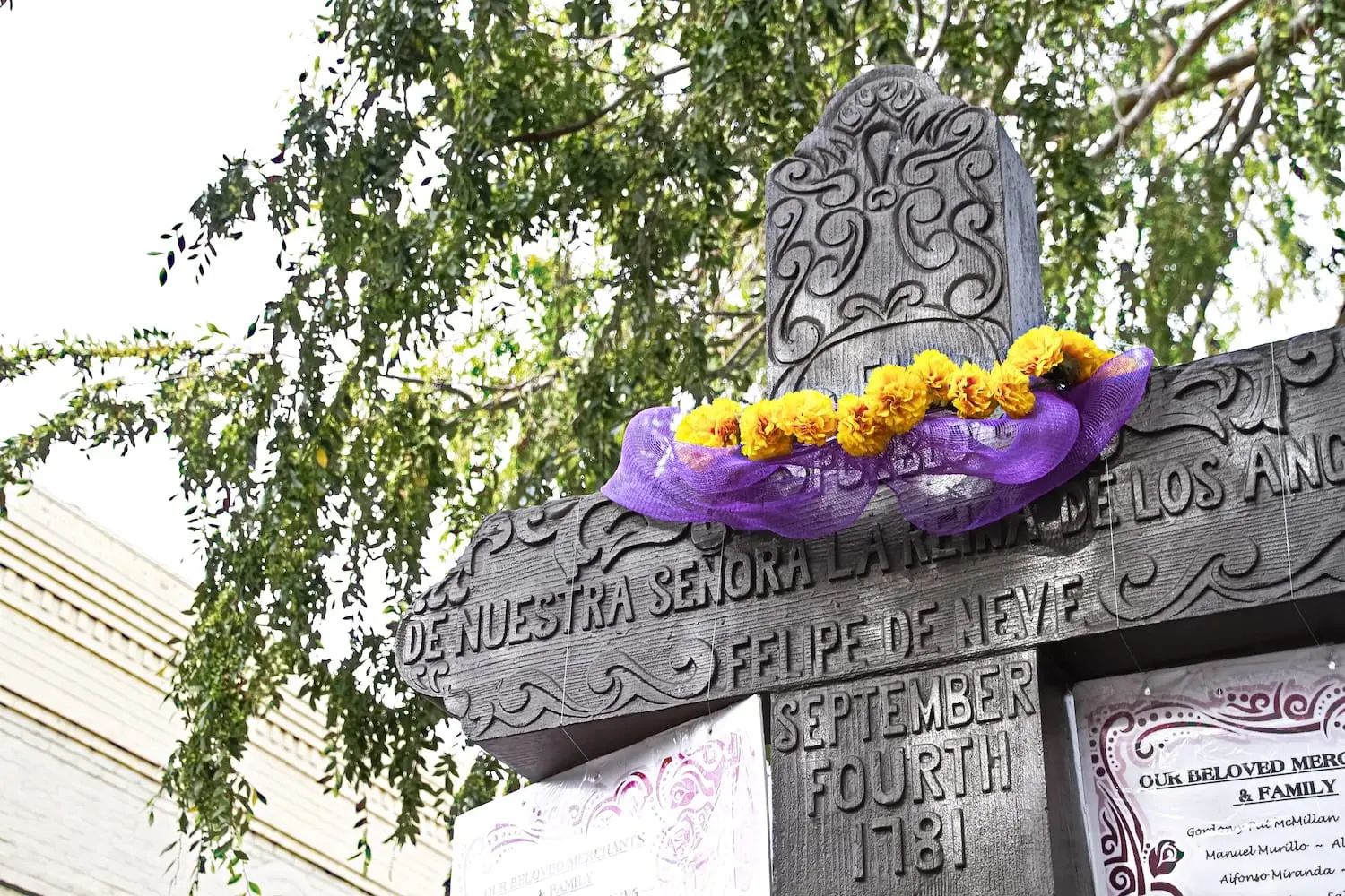 Los Angeles merchants seek to defend historic cross, Nativity in First Amendment fight