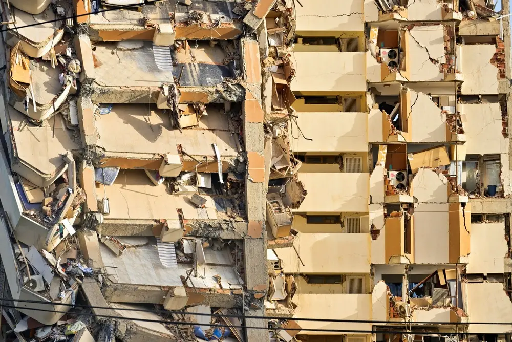 Religious sisters set up field hospital after Venezuela earthquakes damage historic San José Hospital